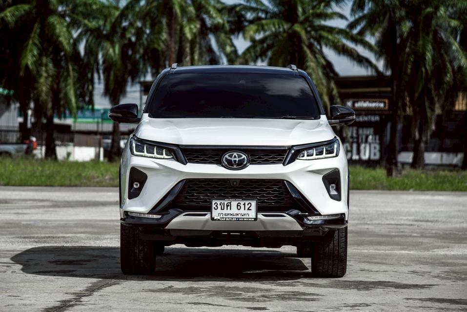 รหัสรถ CBL612 TOYOTA FORTUNER 2.4 Legender 2WD AT 2023