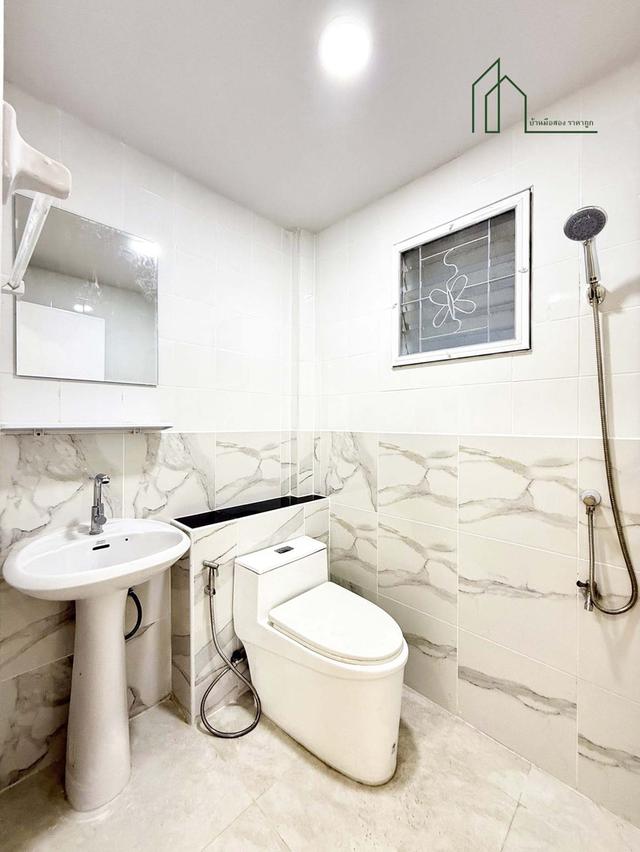 บ้านแฝด หมู่บ้านกิตติยา–ธนาสุข เพชรเกษม 81 7