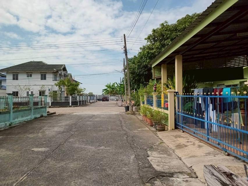 ขายบ้านเดี่ยว 2 ชั้น หลังมุม หมู่บ้านซื่อตรงชมสวน คลอง13 2