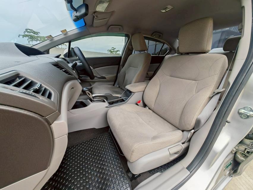 2013 HONDA CIVIC 1.8 S โฉม FB ไมล์ 80,000 กม. 7