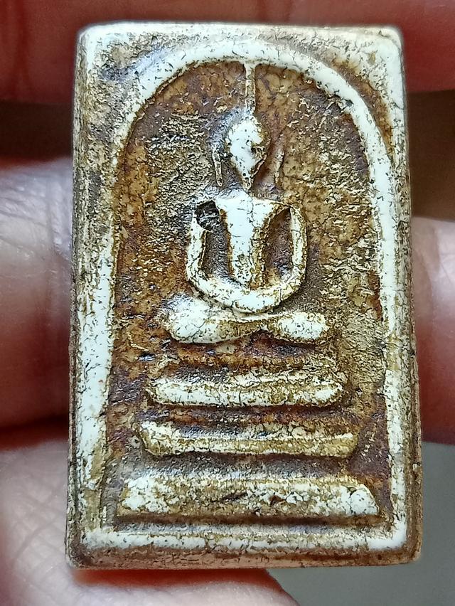 พระสมเด็จ สอบถามได้ค่ะ