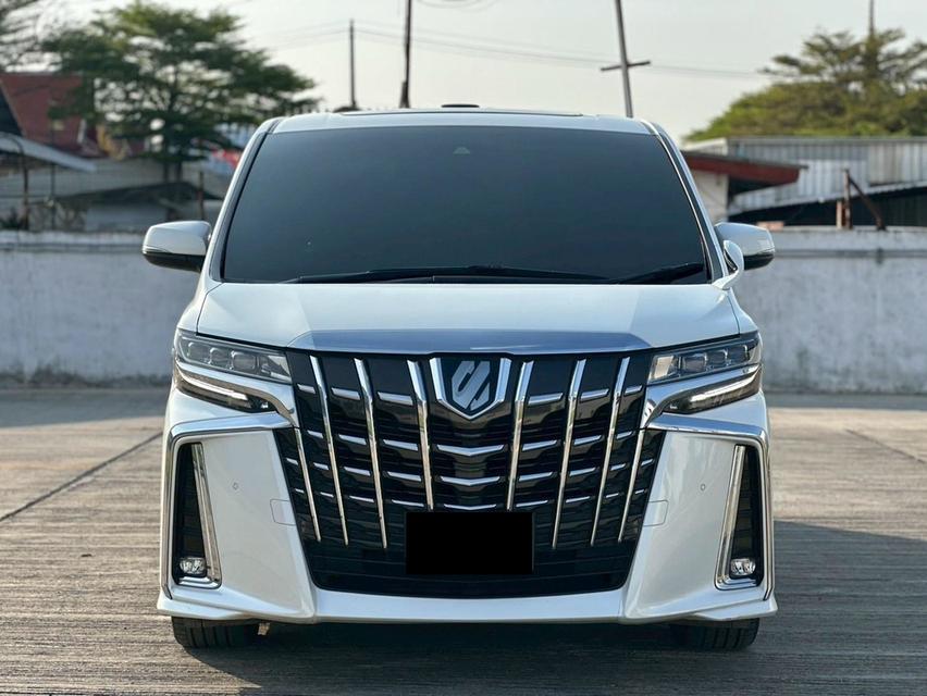 Toyota Alphard 2.5 SC Package