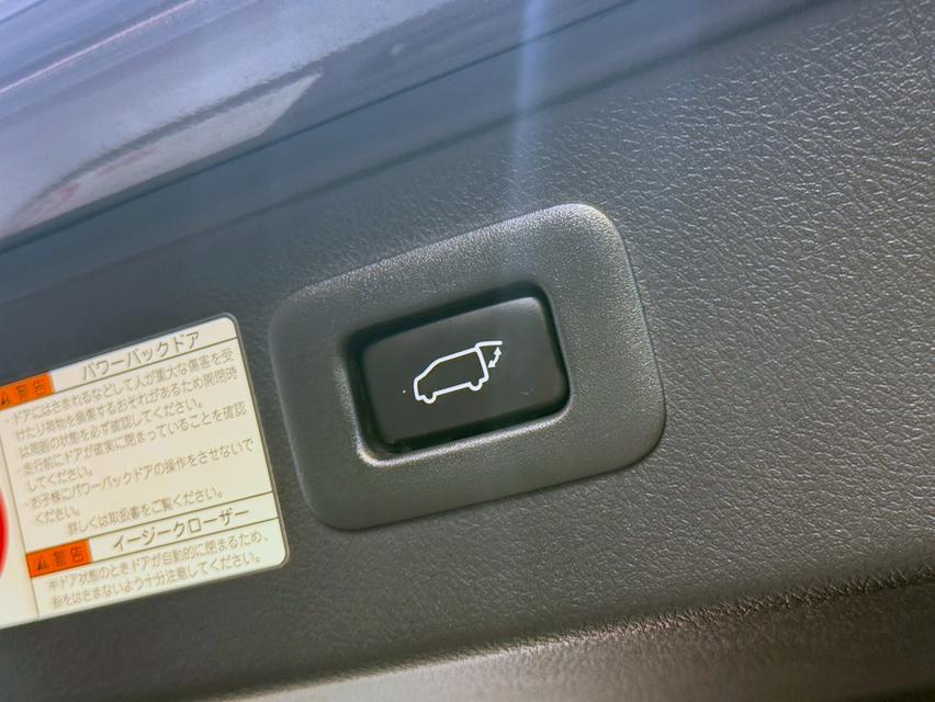 Toyota vellfire 2.5 ZG (เบนซิน ล้วน) ปี 2023 วิ่ง 22,000 กม รูปที่ 19