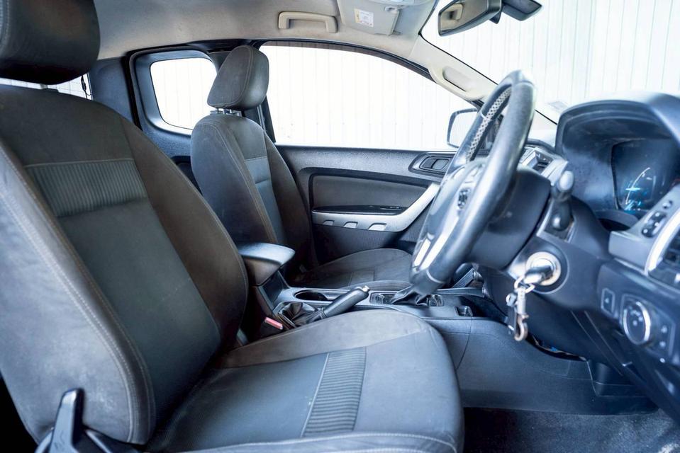 FORD RANGER 2.2 XLT เกียร์ AT ปี 2019 สีดำ โฉม HI-RIDER OPEN CAB รูปที่ 9