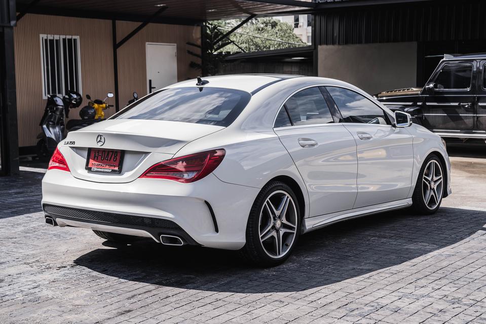 รหัสรถ 67GG2853 Mercedes Benz CLA250 AMG 2015
