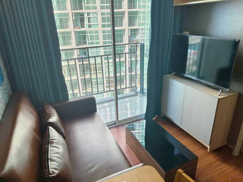 For Rent  Twin Tower Condominium, Jomtien, Pattaya  • 1 bedroom, 1 bathroom  • Size: 25 sq.m.  • Building A, 22st floor  • 10