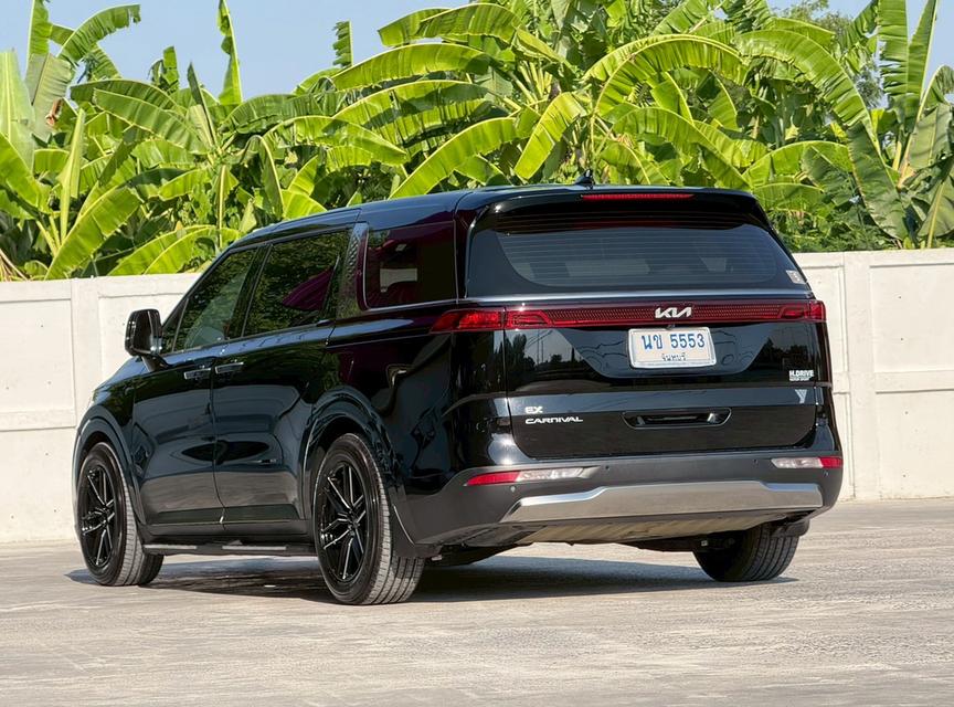 ปี 2022 KIA CARNIVAL, 2.2 EX โฉม ปี21-ปัจจุบันสีดำ เครื่องยนต์ดีเซล รถสวยไมล์น้อย รูปที่ 5