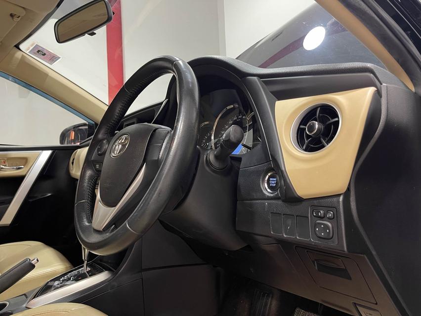 TOYOTA COROLLA ALTIS 1.6 G ปี 2019 สีดำ  เกียร์ AT  ไมล์ 191,XXX 12