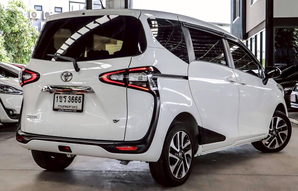 2016 TOYOTA SIENTA 1.5V 15