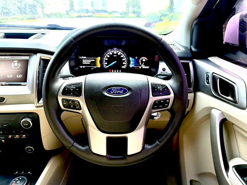 FORD EVEREST 3.2 TITANIUM  4WD รูปที่ 16