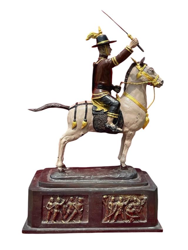 สมเด็จพระเจ้าตากสินมหาราช ทรงม้าออกศึก วัดสุทธาราม (ธนบุรี) ปี2546 เนื้อโลหะผสม รูปที่ 5
