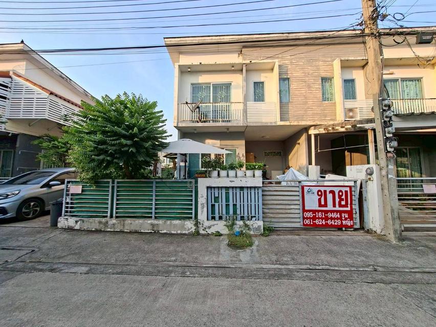 ขายทาวน์เฮ้าส์ 2 ชั้น หลังมุม หมู่บ้านเดอะคอนเนค สุวรรณภูมิ 12a ซอยกิ่งแก้ว 37 (N.1999) 1