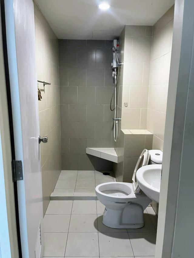 ขาย คอนโด เดอะ คิทท์ พลัส พหลโยธิน – คูคต - ขายห้องพร้อมผู้เช่า 1.25 ล้านบาท (ค่าโอนคนละครึ่ง) *** บาทหมดสัญญา ธ.ค.69*** รายละเอียด - ชั้น 8 อาคาร A 4