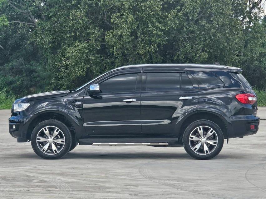 FORD EVEREST Wagon 4dr Titanium+ 7st Auto 6sp 4WD 3.2DCT (Navi)Y17สีดำ