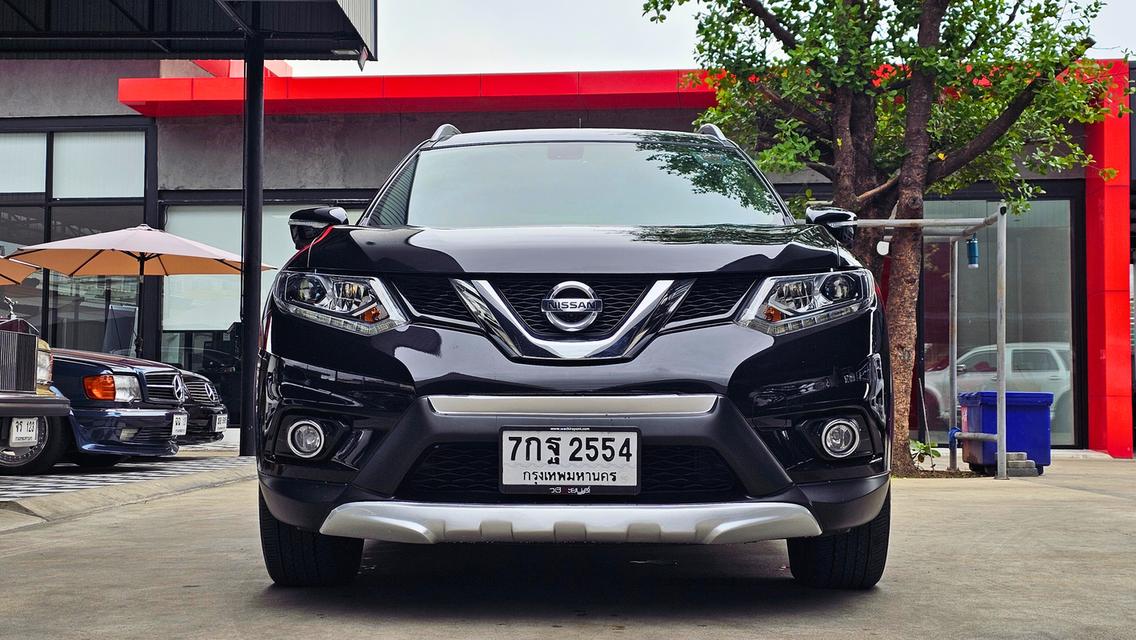 ขายรถ nissan  X-Trail 2.0V 4WD ปี 2018 สีดำ เกียร์ออโต้ รูปที่ 2