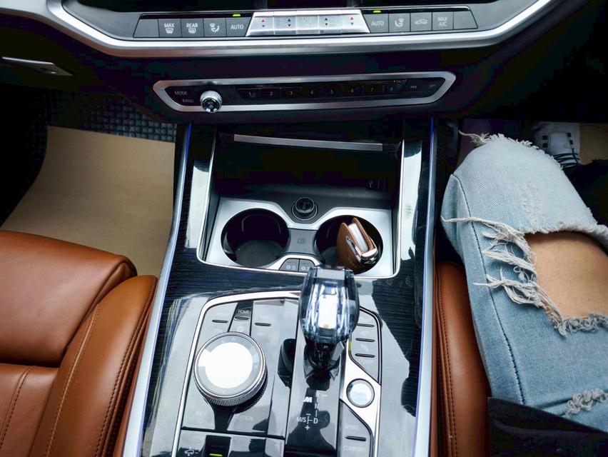 รหัสรถ KPV4629 2020 BMW X7 50d M Sport 4WD SUV 7 Seat 7