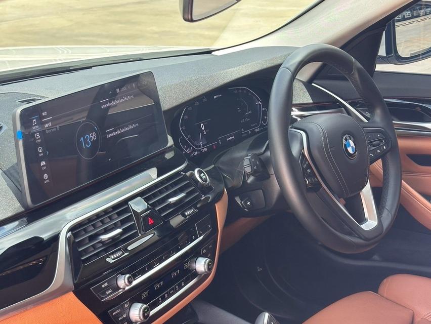 BMW 530e Elite LCI G30 2021 จด 2023 รูปที่ 16