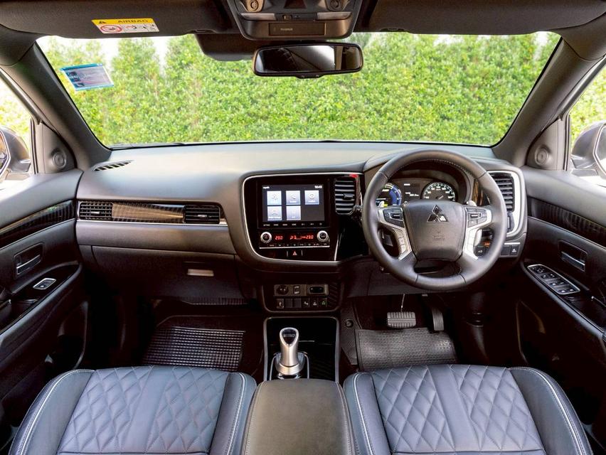 Mitsubishi Outlander Phev 2.4 GT Premium 4wd ปี 2021 ♨️ #ประกันเครื่องเกียร์3ปี / 30,000 km. ♨️ 15