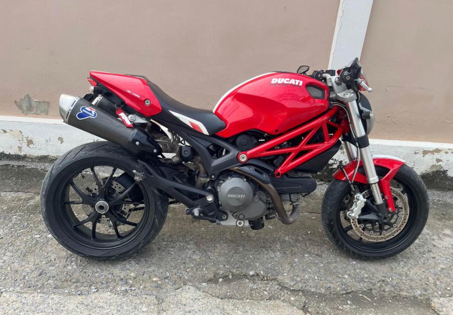 ส่งต่อ Ducati Monster 796 ปี 14 มือ 2