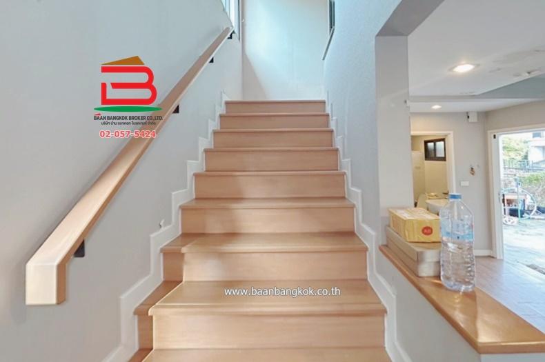 บ้านแฝด โครงการ ภัสสร รามคําแหง-ราษฎร์พัฒนา (ซอยเคหะร่มเกล่า 78 แยก 1) เนื้อที่ 39.8 ตรว.  ถนนรามคำแหง แขวงราษฎร์พัฒนา เขตสะพานสูง  7