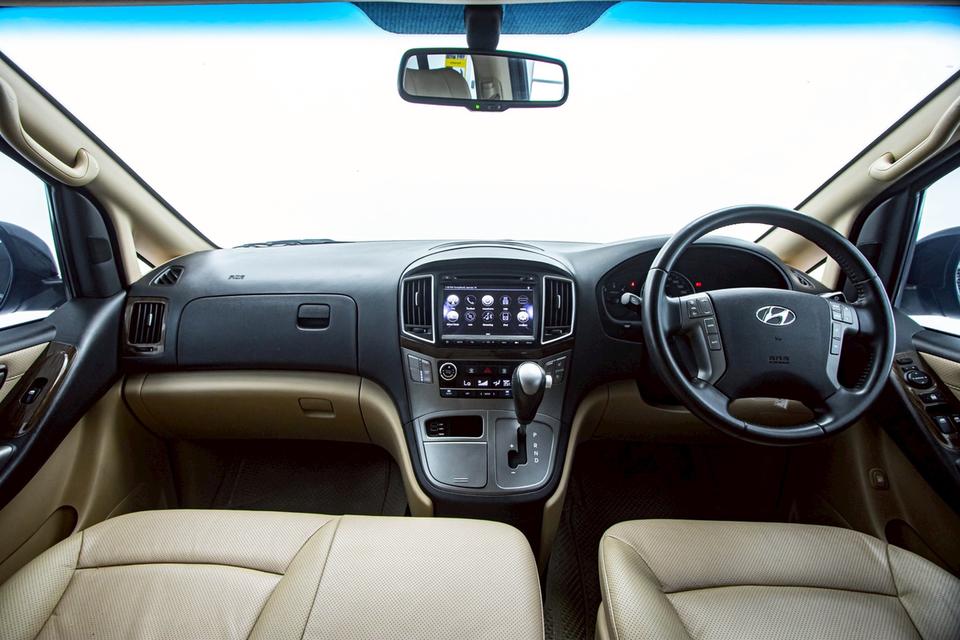 ✨ HYUNDAI H-1 2.5 DELUXE AT ปี 2019 รถครอบครัว 11 ที่นั่ง รูปที่ 12