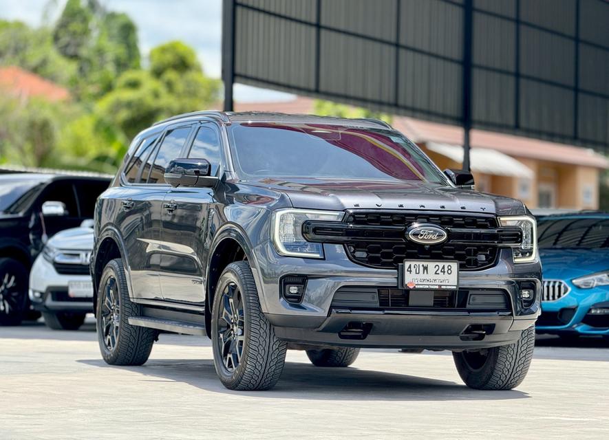 ขาย Ford Evester 2.0 Turbo ปี23