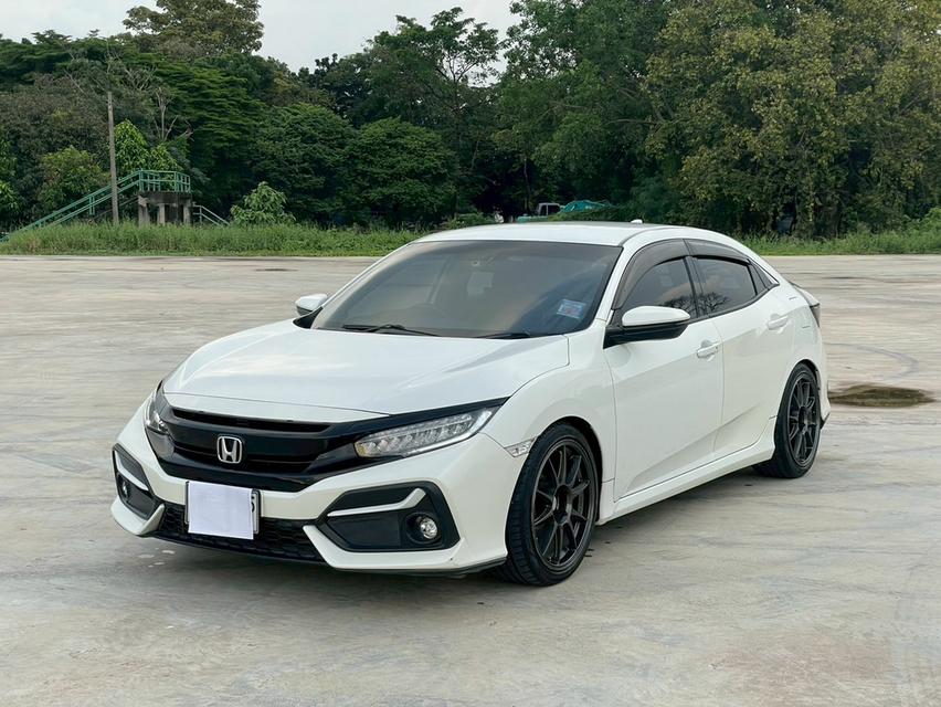 HONDA CIVIC FK  1.5 TURBO  สีขาว ปี 2017 เกียรออโต้  