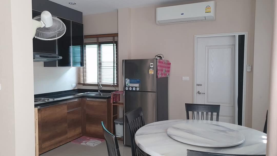 บ้านเดี่ยว 2ชั้น 4นอน 3น้ำ 2จอด 8