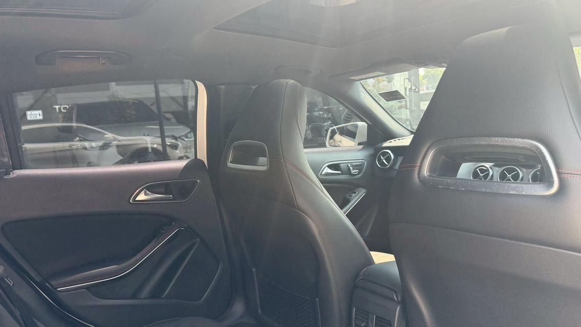 รหัสรถ KPV7036 2020 BENZ GLA 250 AMG Dynamic รูปที่ 7