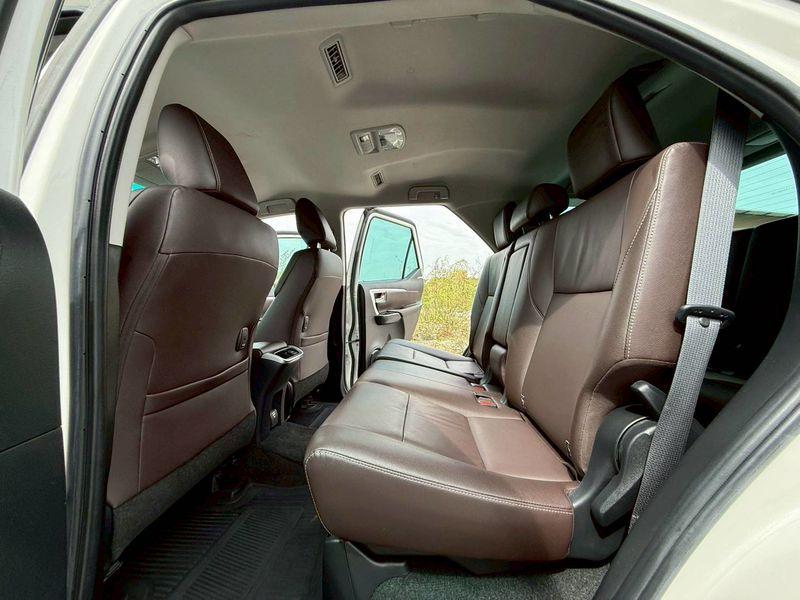 Toyota Fortuner 2.4 G 8