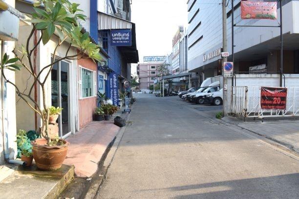 ขายอาคารพาณิชย์  2 คูหา 4 ชั้น+ ชั้นลอย ถนนศรีนครินทร์ พร้อมเฟอร์ (N.1212) 10