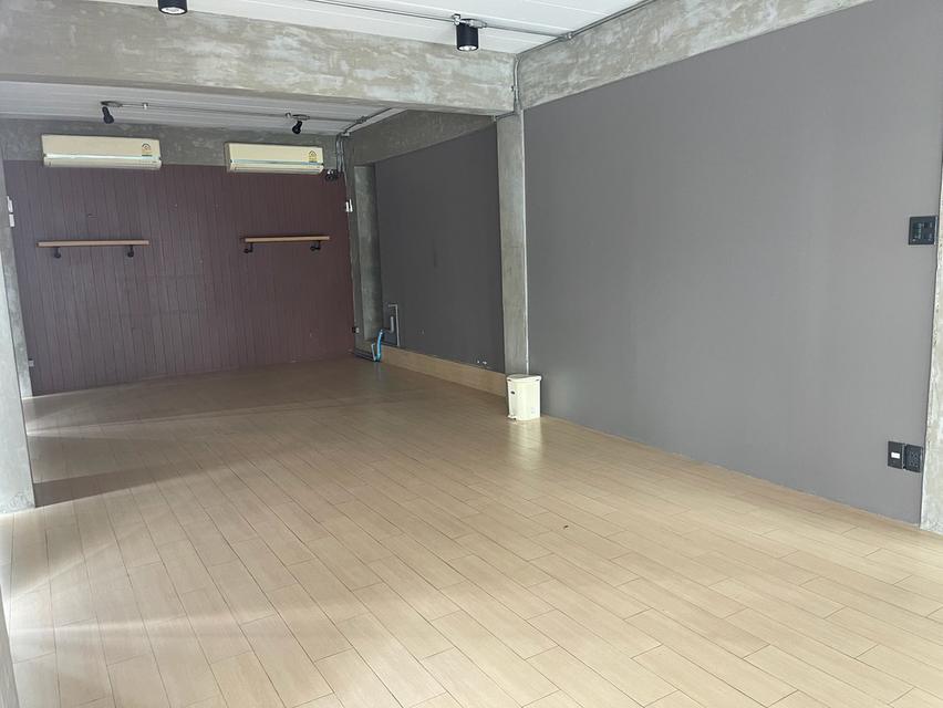  ให้เช่า Home Office / อาคารสำนักงานส่วนตัว พร้อมลิฟต์ขนของ – พระราม 9 ซอย 43 14