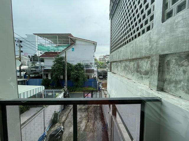 ขาย ให้เช่า ทาวน์โฮม สไตล์ลอฟท์ ซอยลาดพร้าว124 ใกล้ MRT มหาดไทย ท่าเรือมหาดไทย เหมาะโฮมออฟฟิศ 9