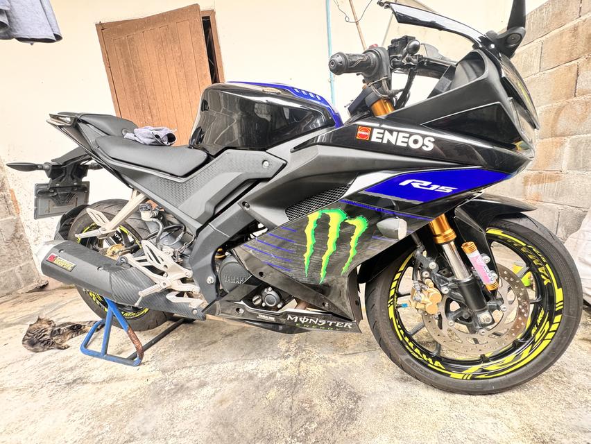 YZF-R15 Monster Energy Yamaha MotoGP Edition [2019] 8