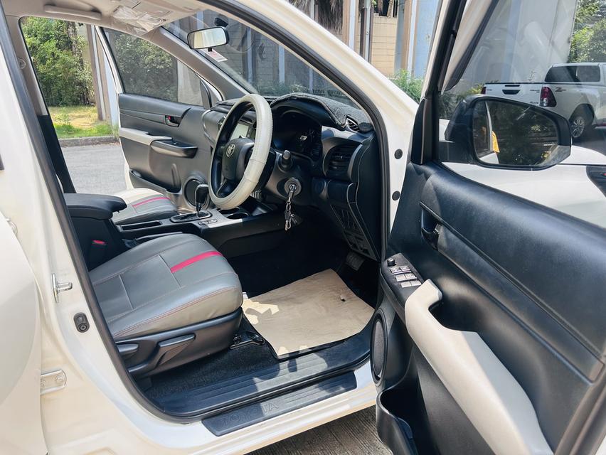 Toyota Revo 2.4 Zedition 4ประตูออโต้ รูปที่ 9