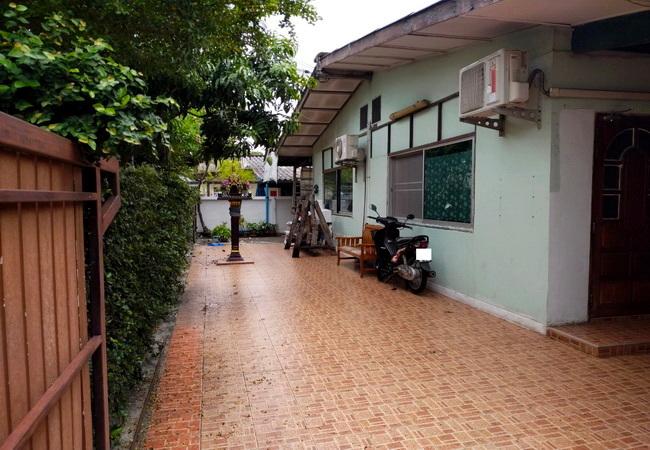 ขายบ้าน หมู่บ้านนักกีฬาแหลมทอง ซอย 5 ถนนกรุงเทพกรีฑา สะพานสูง กรุงเทพมหานคร 2