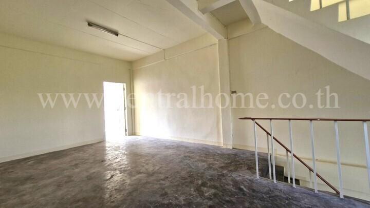 อาคารพาณิชย์ 4 ชั้น แยกปากเกร็ด นนทบุรี ทำเลดี ราคาถูก 6