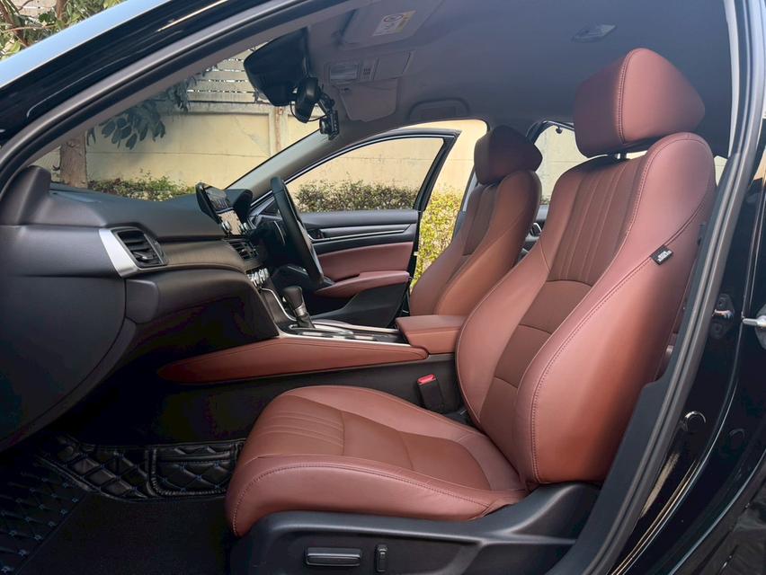 Honda Accord 1.5 Turbo EL ปี 2022Mileage 37,000 Km. รูปที่ 12