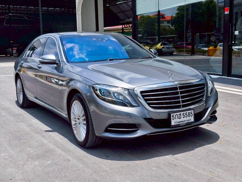 รหัสรถ KPV5585 2017 BENZ S500e EXECUTIVE สีเทา