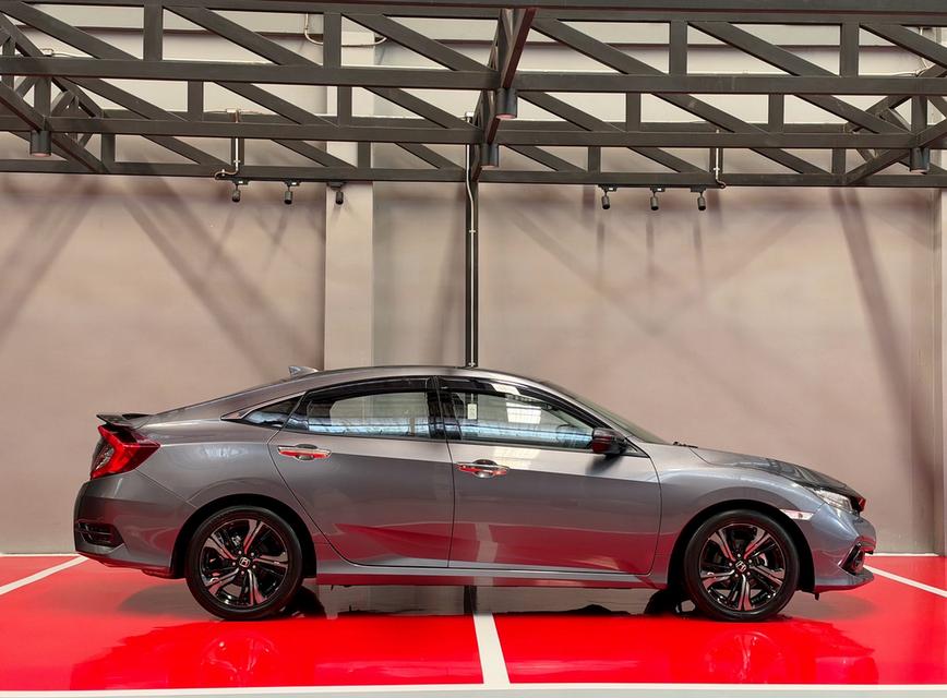 2020 HONDA CIVIC 1.5 TURBO RS MINORCHANGE รถมือเดียวออกป้ายแดง รถวิ่งน้อย เข้าศูนย์ทุกระยะ รถไม่เคยมีอุบัติเหตุครับ รูปที่ 2