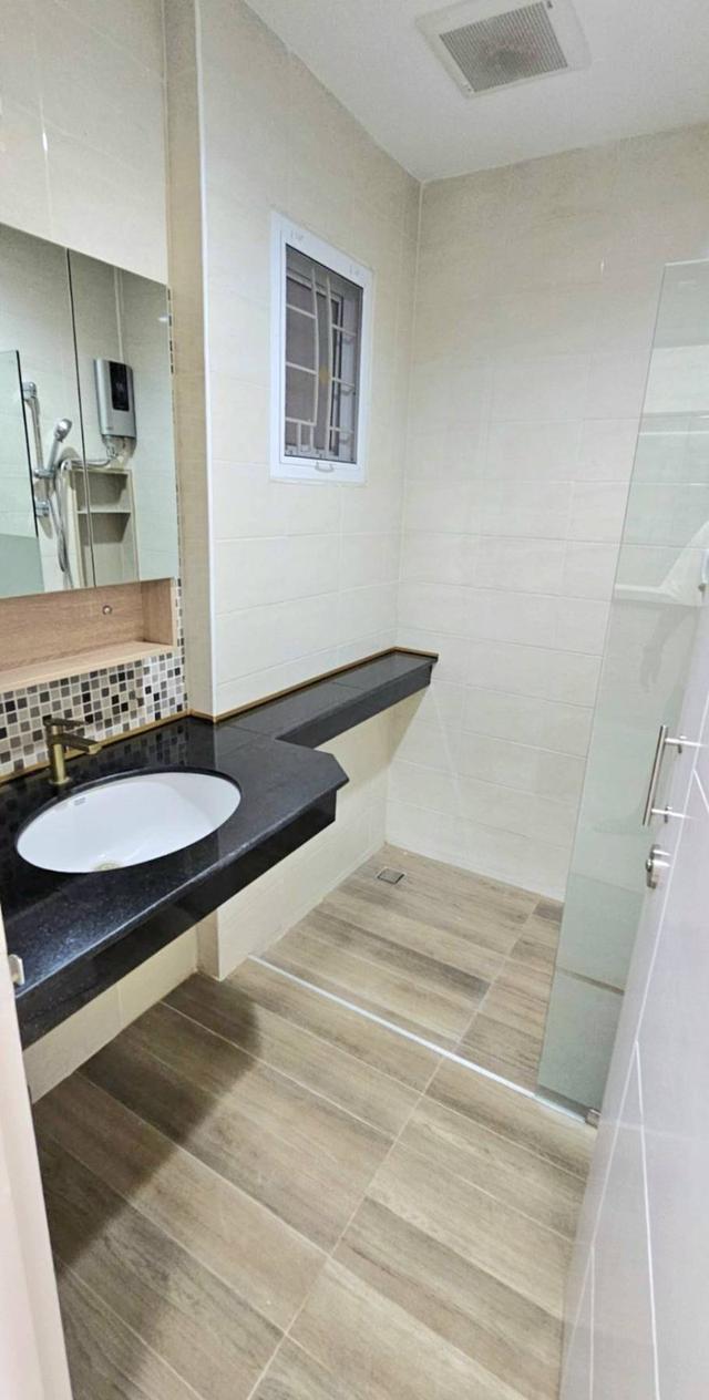 บ้านเดี่ยว 2 ชั้น ลลิลอินเดอะพาร์ท เอกช้ย-พระราม 2 7