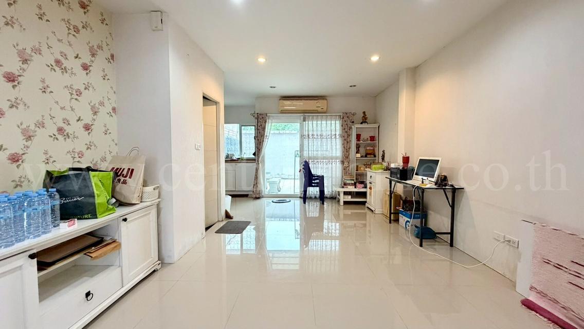 ทาวน์โฮม 3 ชั้น ดิ เอ็กซ์คลูซีฟ แคราย - งามวงศ์วาน หลังริม 3