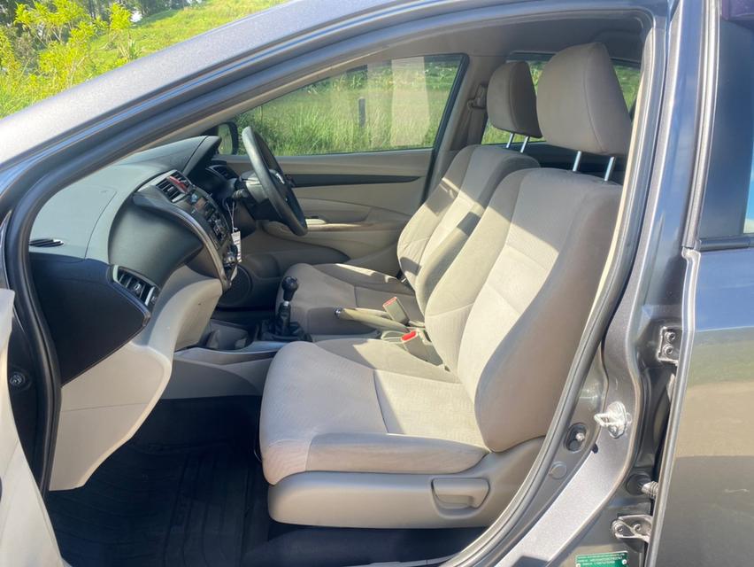 HONDA CITY 2012 1.5 S MT 💓 เก๋งซิตี้ประหยัดน้ำมัน เกียร์ธรรมดาหายาก สภาพสวยเงาสุดๆ เเอร์เย็น เเตรดัง พร้อมขับทันที 💥 10