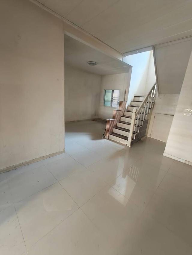 ขายทาวน์โฮม 2 ชั้น พร้อมอยู่ หมู่บ้านพิศาลเทียนทะเล 20 (สะแกงาม-พระราม2) 3