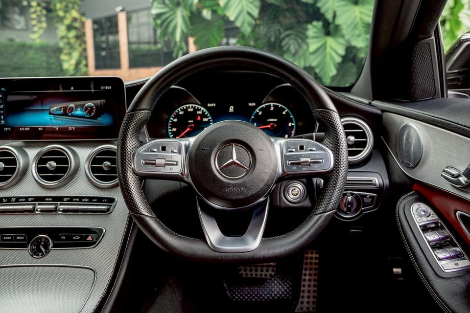 Mercedes-Benz C220d AMG  Dynamic ปี 2019 [𝑵𝑬𝑾] 𝐂𝟐𝟐𝟎𝐝 สีดำเบาะแดงเข้าแล้วค่ะ! งานดีจัดแบบ 10 เต็ม 10 ❤️‍🔥 4