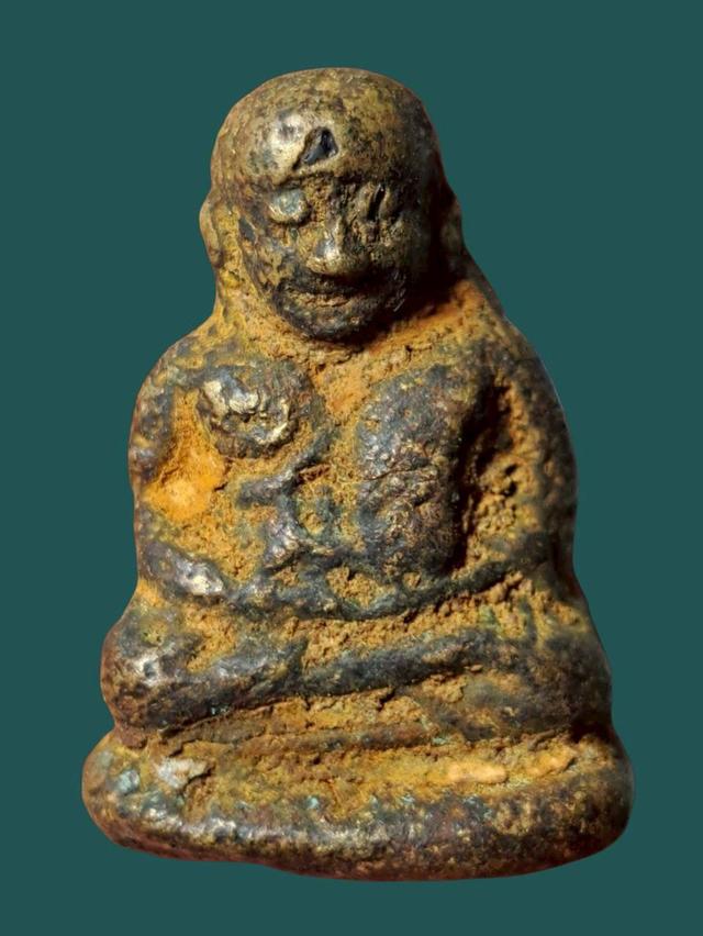 พระหล่อหลวงพ่อเงินเปิดเช่าบูชา