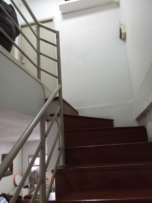 ขายบ้านทาว์สเฮาส์ หมู่บ้านกฤษณาร่มเกล้า 2ชั้น เนื้อที่16 ตรว. 2ห้องนอน 2ห้องน้ำ 1ที่จอดรถ 7