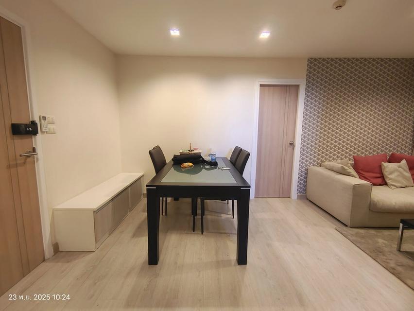 สวยตรงปก ไม่จกตา! ห้องแต่งครบ Furniture & Electric Appliances จัดเต็ม หิ้วกระเป๋าใบเดียวเข้าอยู่ได้เลย 8