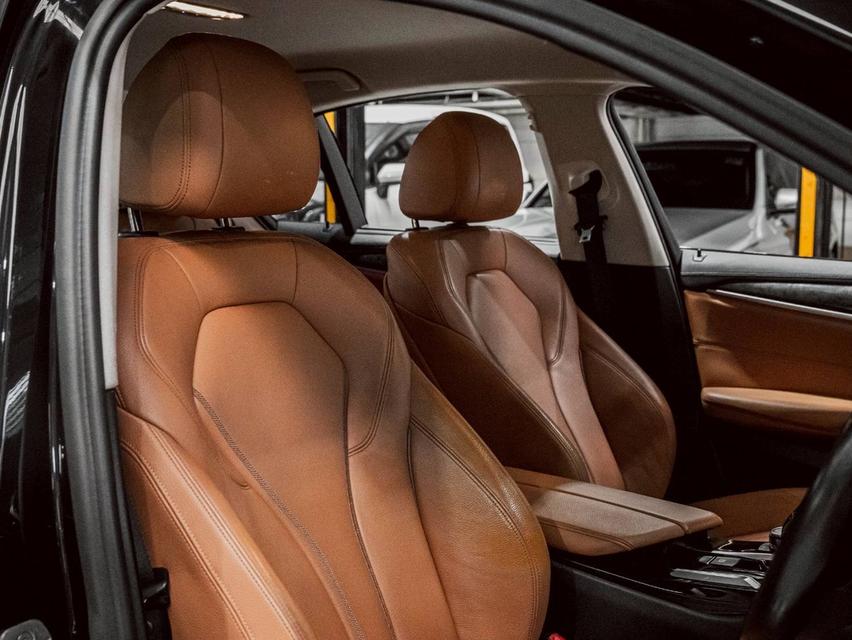 รหัสรถ 67GG8359 BMW 520d G30 Sport 2018 14