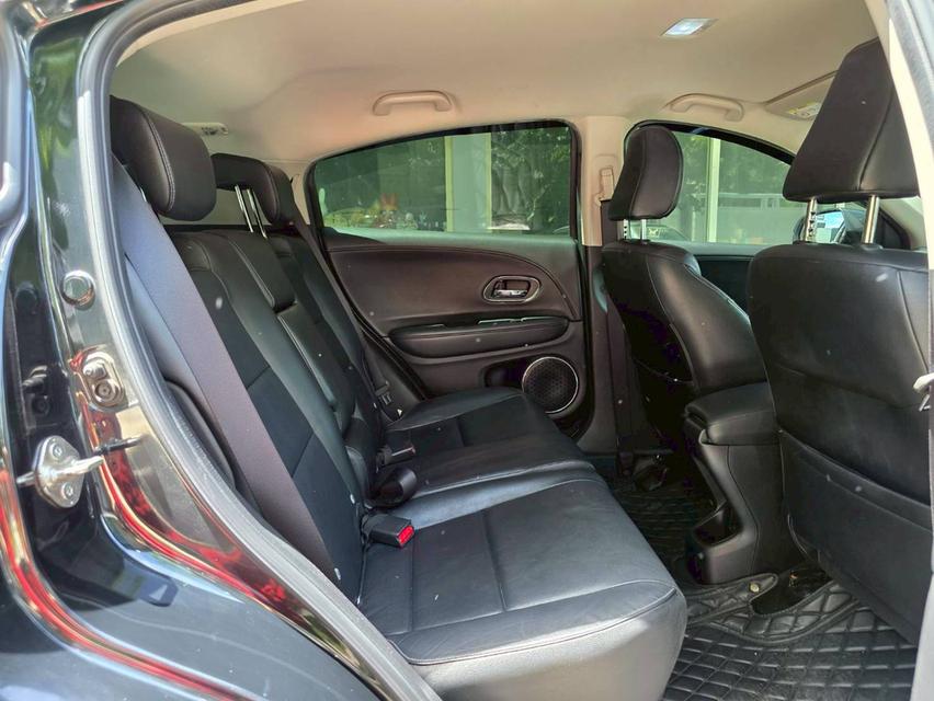 Honda HRV 1.8E Limited ปี16 12